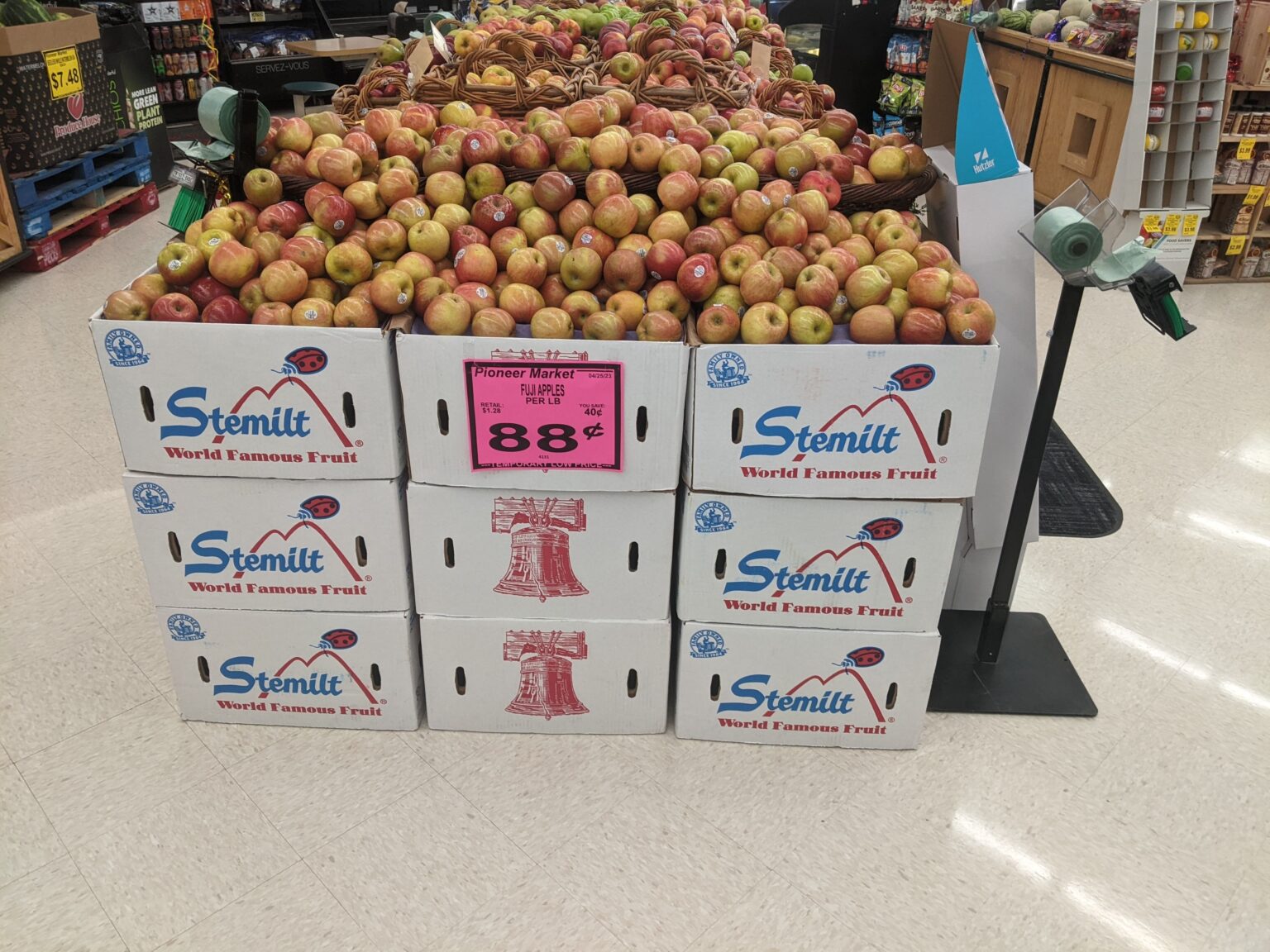 Departments Pioneer Market